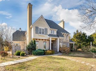 19820 Fox Creek Dr, Warrenton, MO 63383