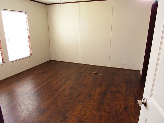5th image of 1601 E Slaughter Ln Trailer 262
