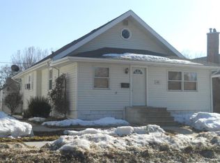 425 Reber Ave, Waterloo, IA 50701