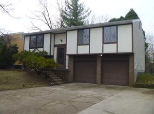 5719 Somers Dr, Indianapolis, IN