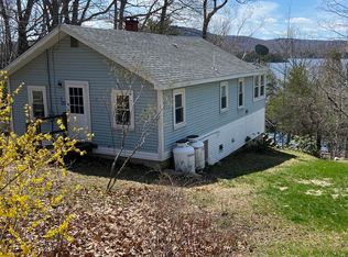 42 Poplar Rd, Holden, ME 04429