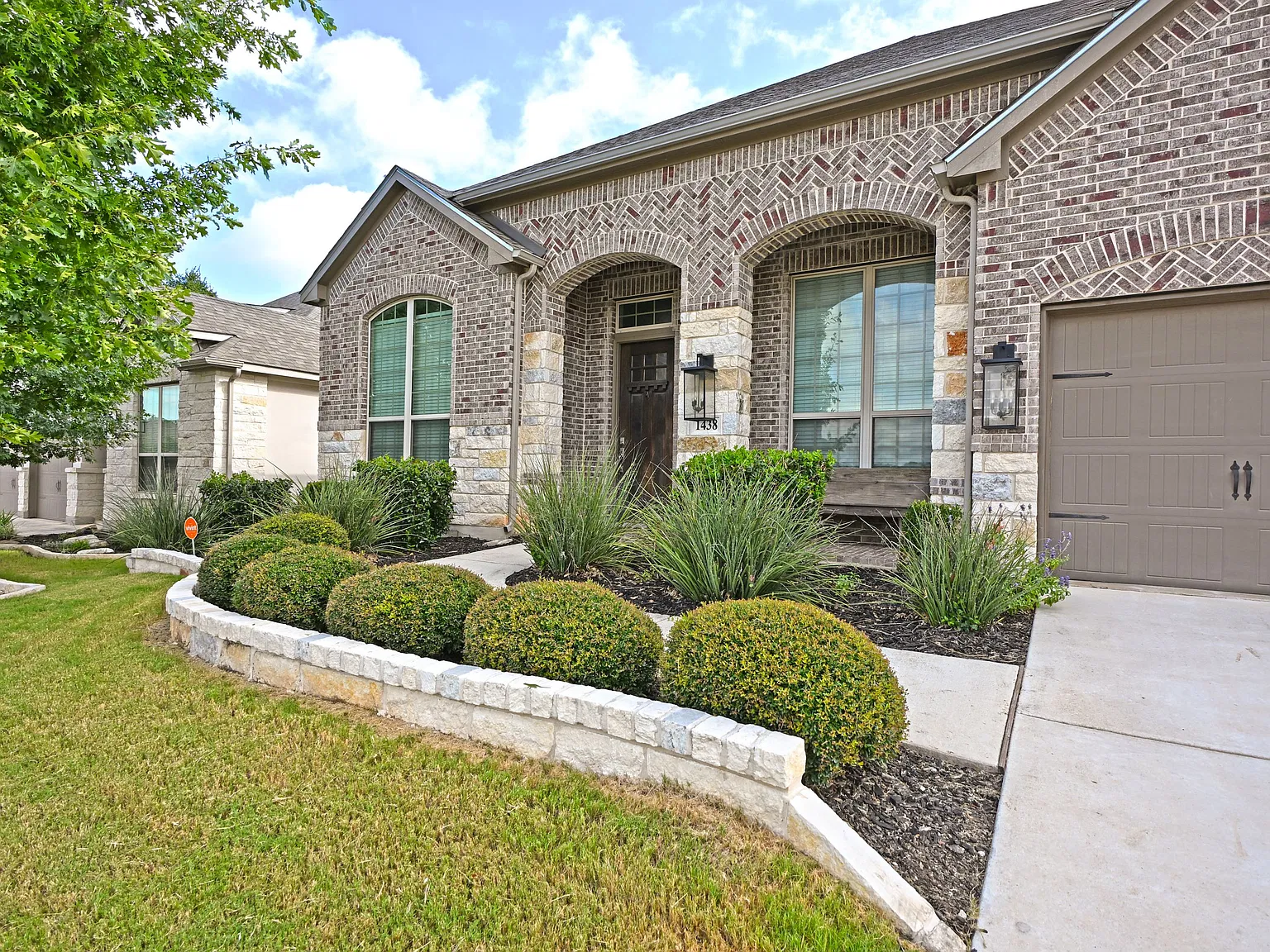 1438 Oaklawn Drive - 1 — Photo 3