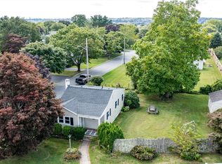 386 Alden Rd, Fairhaven, MA 02719
