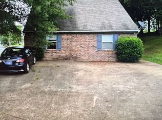 729 Weeks Dr NE, Cleveland, TN 37312