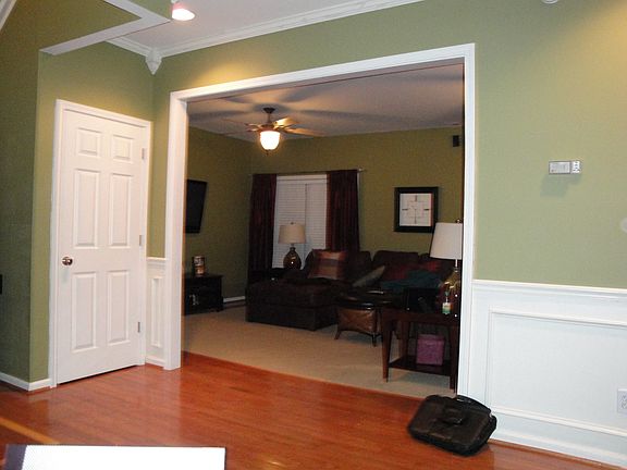 Real Hardwood! Not laminate!