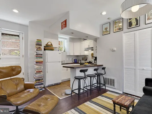 1630 Rodman St, Philadelphia, PA 19146