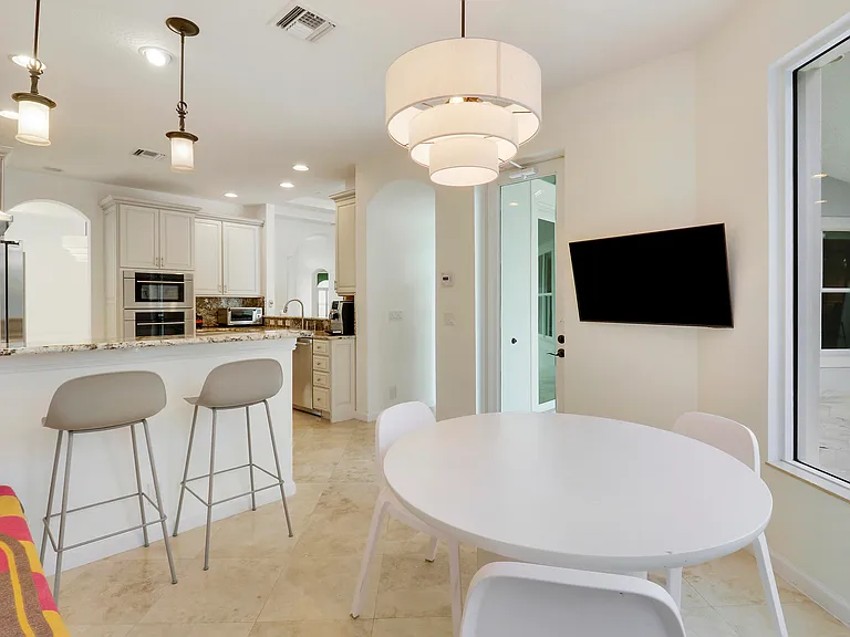 236 Carina Dr — Photo 24