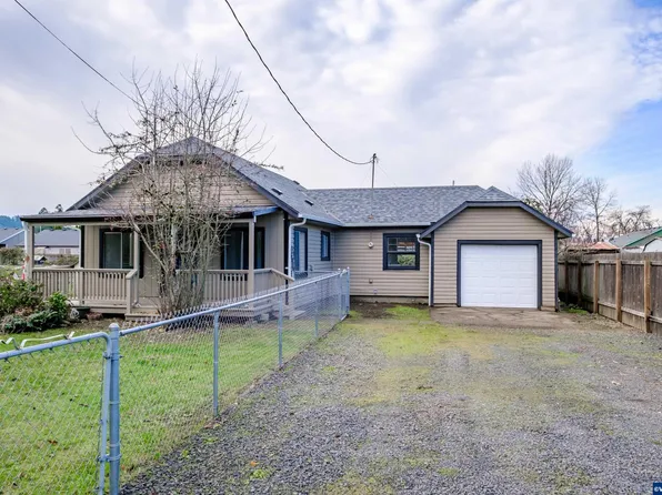 1230 47th Ave, Sweet Home, OR 97386