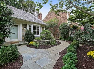 4426 Chalfont Pl, Bethesda, MD 20816