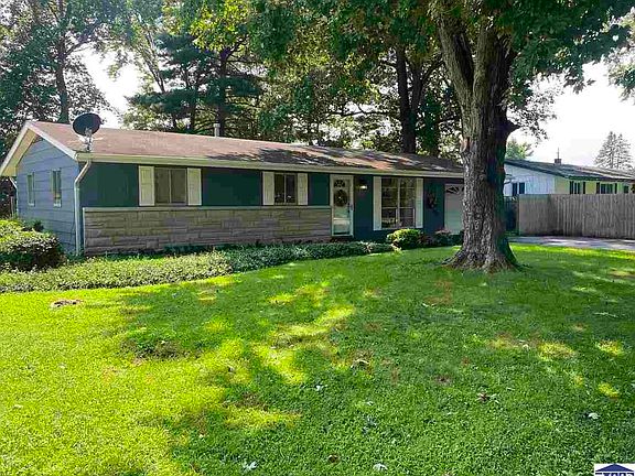 4th image of 2349 Idaho St