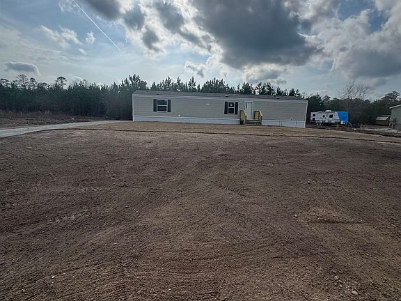 3rd image of 8535 Black Creek Rd.