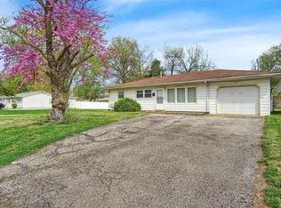 3817 Memorial Dr, Belleville, IL