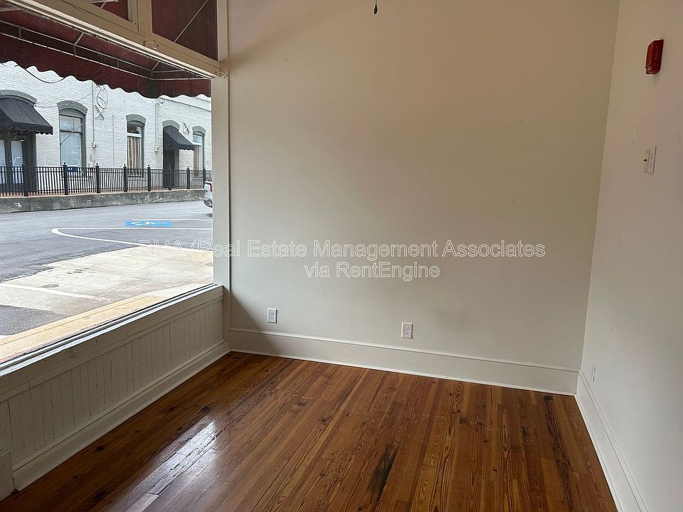 2nd image of 215 Main St #1A