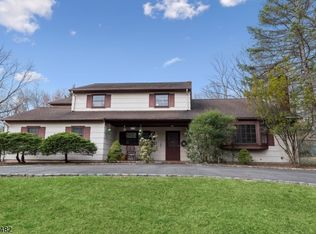230 Bee Meadow Pkwy, Whippany, NJ 07981