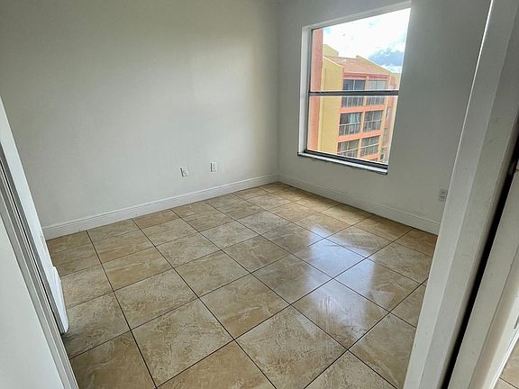 5th image of 9405 W Flagler St APT D403