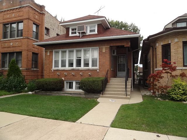 2nd image of 5516 W Hutchinson St