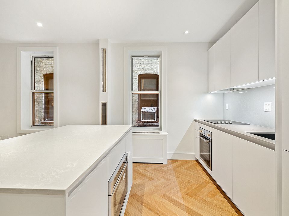 1st image of 336 W 95th St APT 23