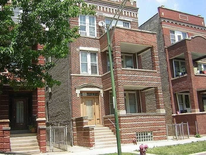 1st image of 2630 W Iowa St #1