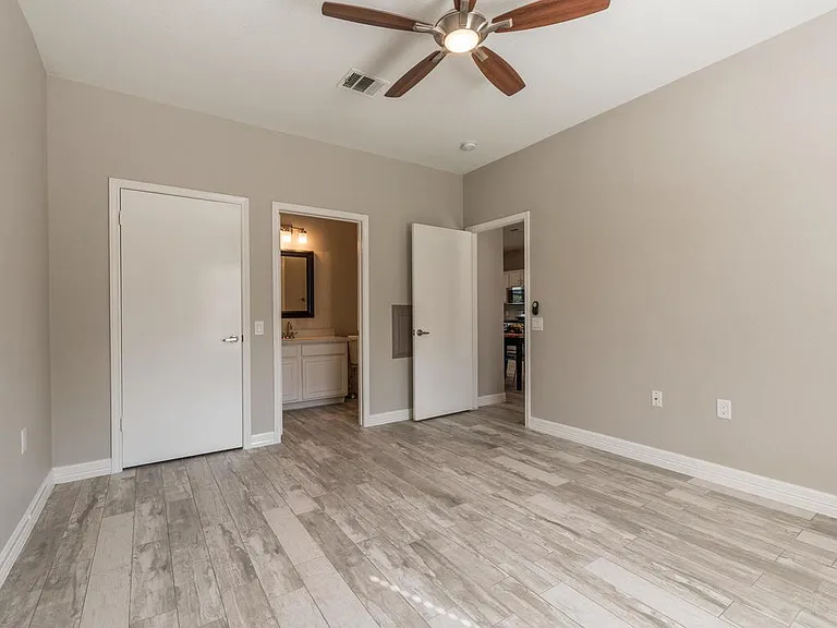 6319 Parliament Dr — Photo 22