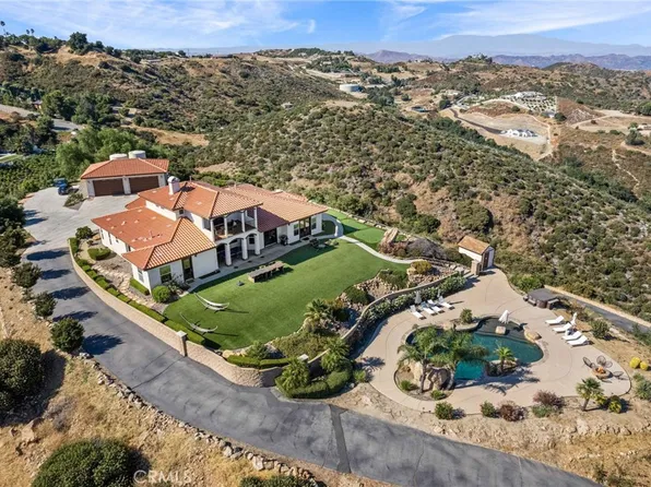 21155 Via Los Laureles, Murrieta, CA 92562