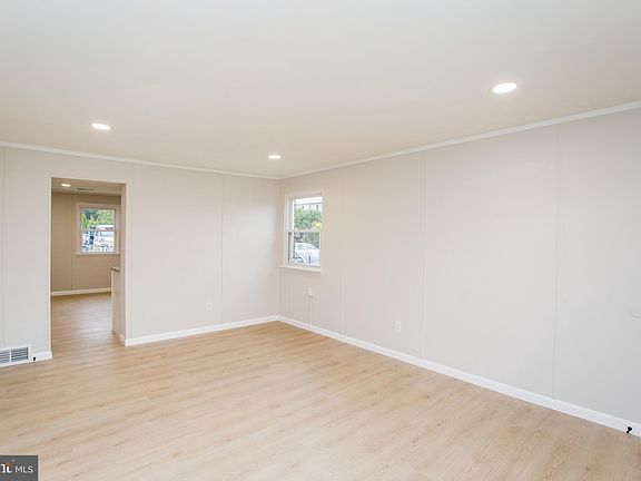 4th image of 8542 Torresdale Ave