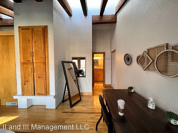 4th image of 1111 W 42nd St Unit 21
