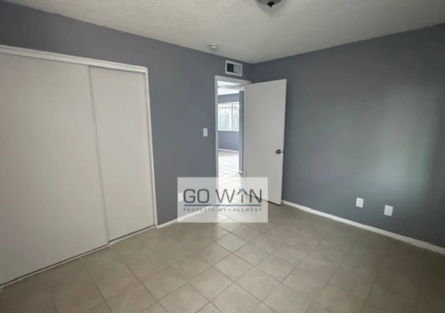 36 E Ingram St — Photo 4