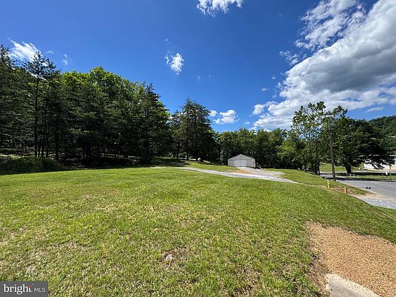 3rd image of 346 Sand Mine Rd