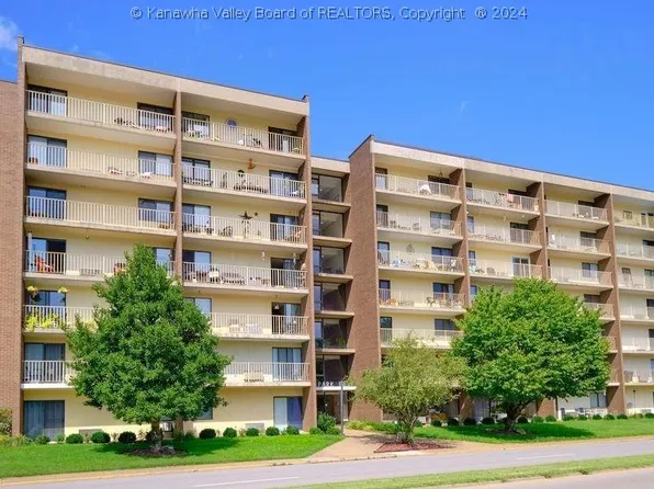 2106 Kanawha Blvd E #B117, Charleston, WV 25311