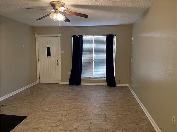2nd image of 2720 Cardinal Dr