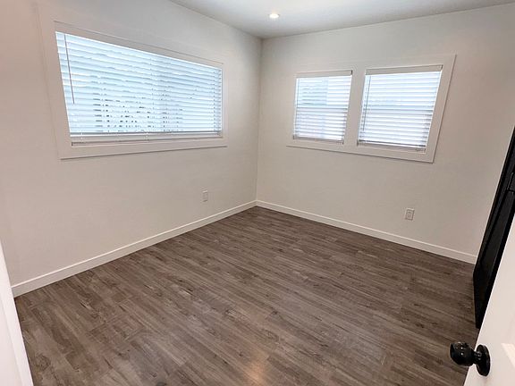 3rd image of 5835 5th Ave