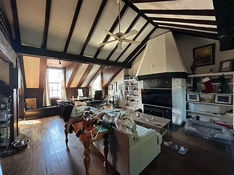 75 Mount Vernon St #5 — Photo 4