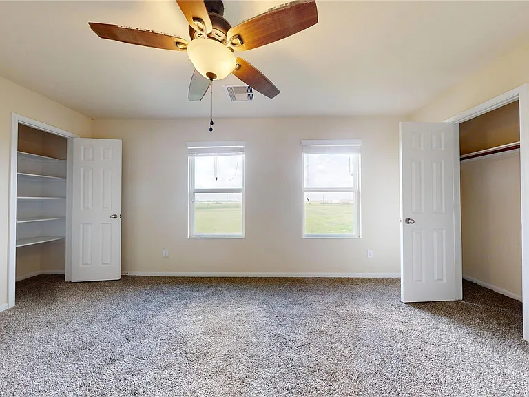 2102 Red Cedar Trl — Photo 34