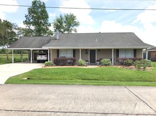305 Elm Dr, Raceland, LA 70394