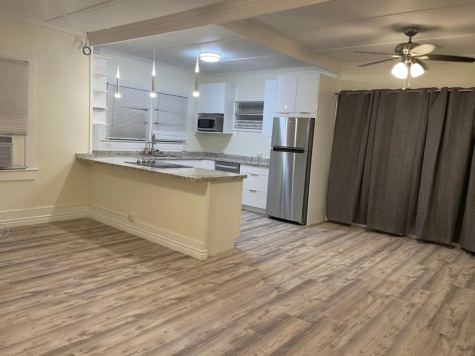 2 bed, $3,250 — Photo 3
