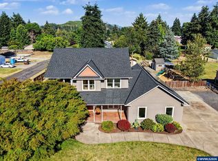 764 3rd St, Lyons, OR 97358