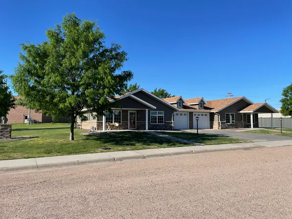 115 & 117 E 3rd St, Bird City, KS 67731