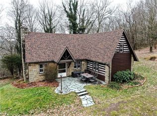 169 William Penn Trail, Chalk Hill, PA 15421