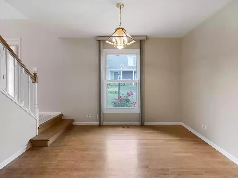 2663 College Hill Cir — Photo 5