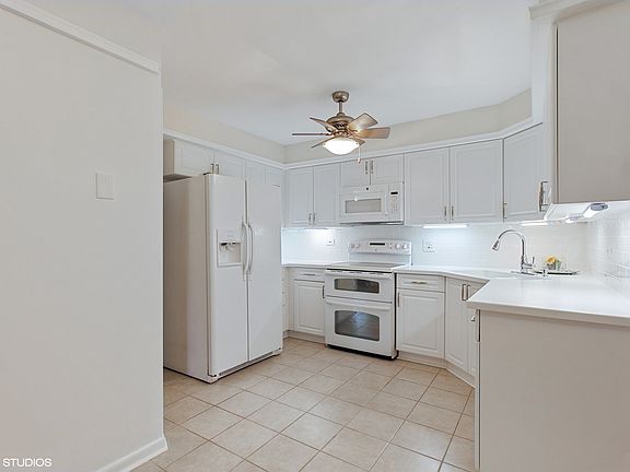 5th image of 201 Lake Hinsdale Dr APT 109