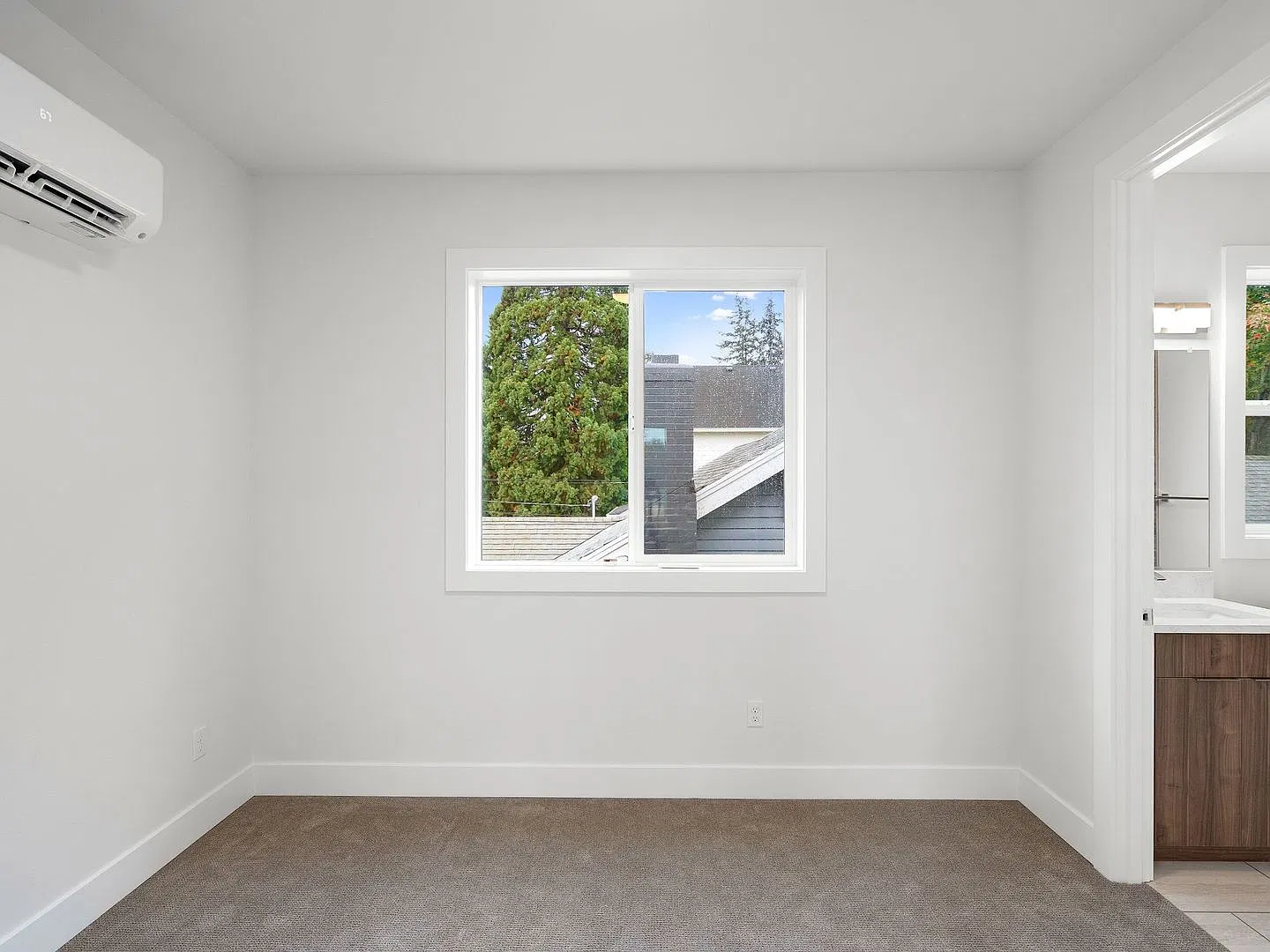 Woodstock 4-plex — Photo 4