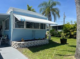 127 Sun Cir, Fort Myers, FL 33905