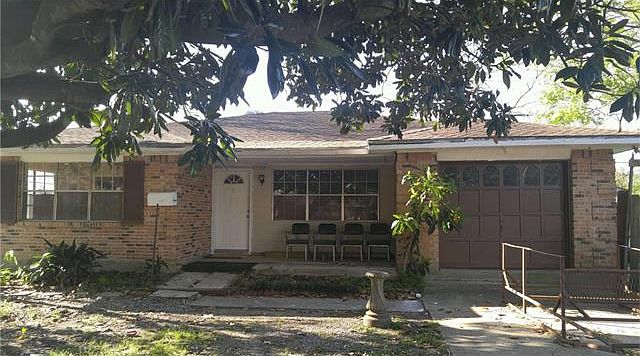 1st image of 209 Johns Hopkins Dr