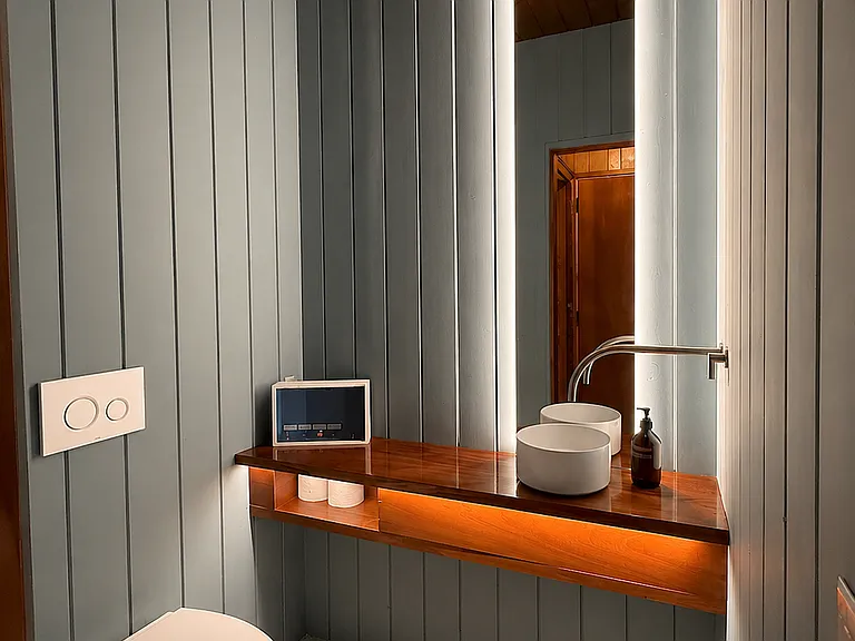 Powder room signature design