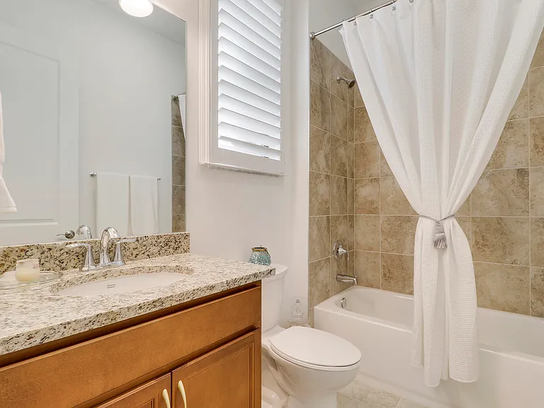 7030 SE Haven Ln — Photo 40