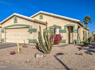 304 E Shawnee Rd, San Tan Valley, AZ 85143