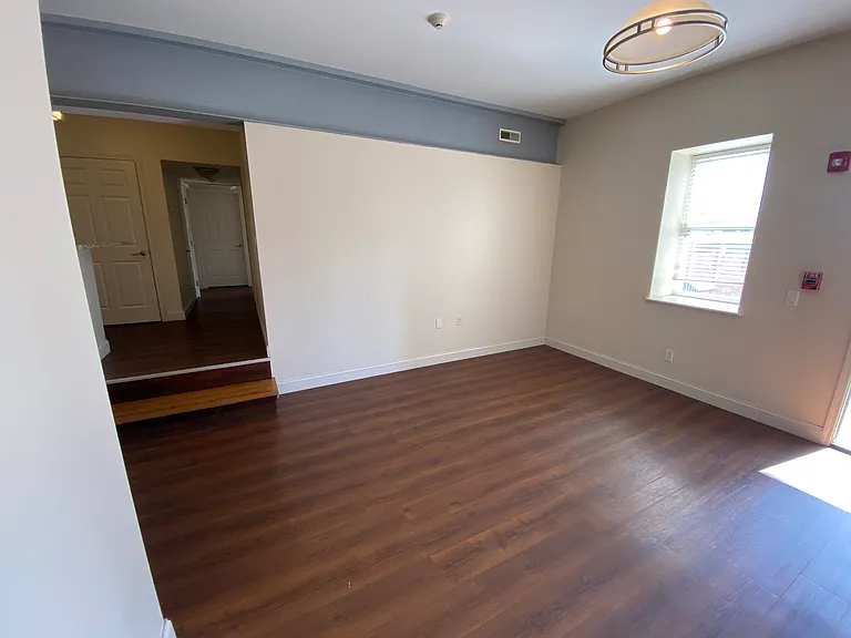16 N Congress St #102 — Photo 6
