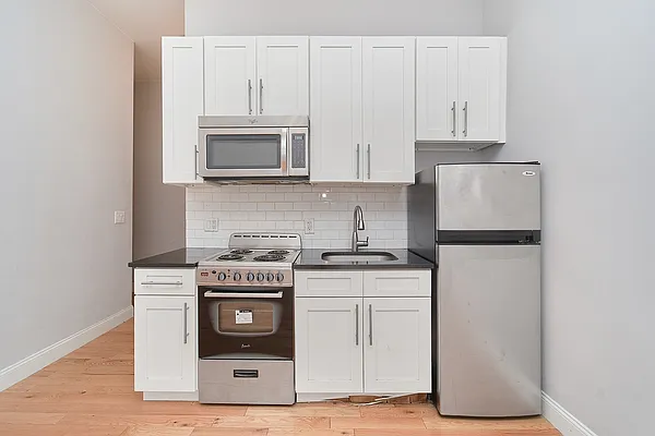 Rented by Living New York | media 21