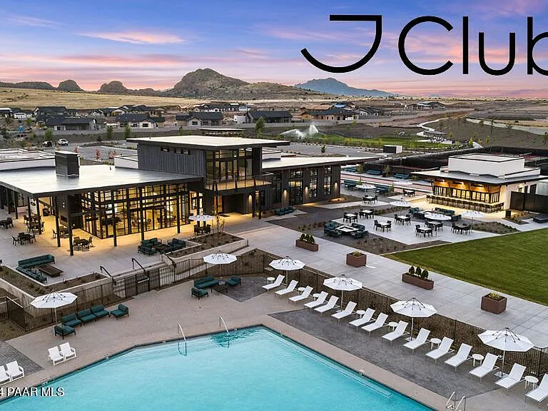 Two pools, spa, pickleball, tennis, gym, restaurant, bar, clubhouse, game room