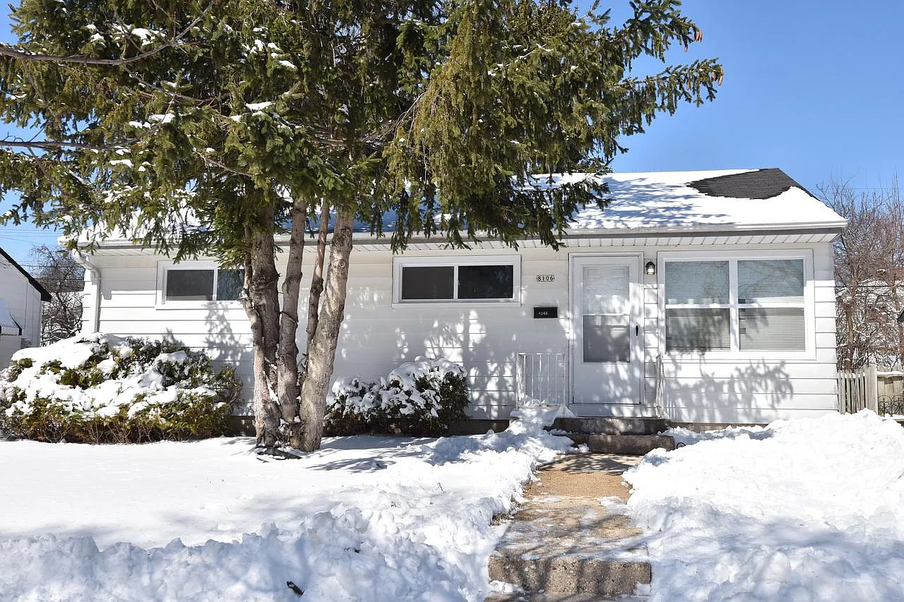 8106 West Herbert AVENUE photo 1
